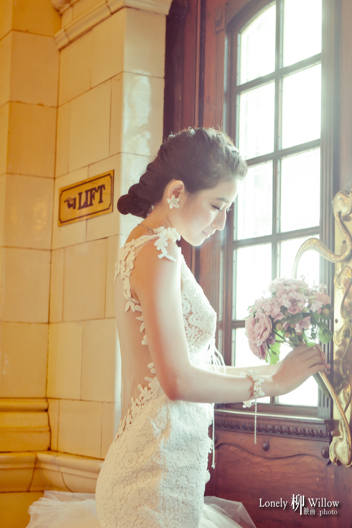 20131004qianer_railwayinterior0018-details