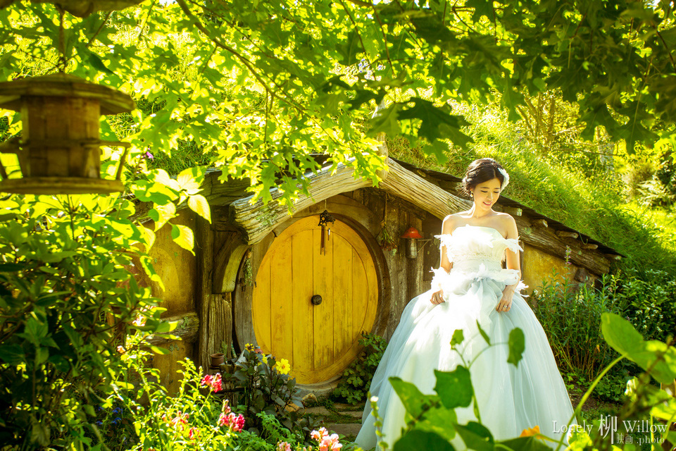 白色女巫到访霍比屯