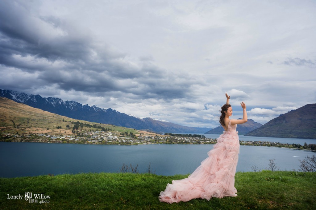 皇后镇晴阴之间