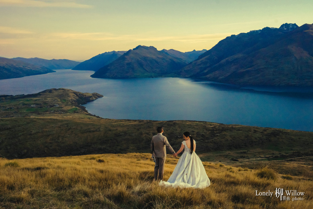 深秋鹿顶山的夕阳